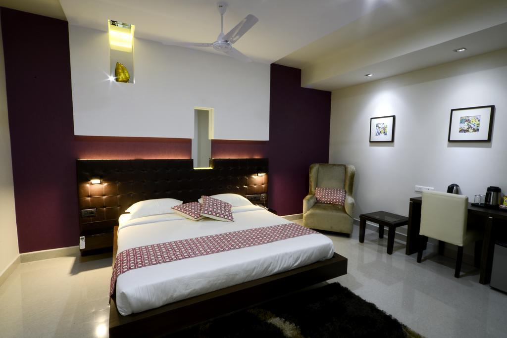 Hotel Serenity La Vista Hyderabad Esterno foto