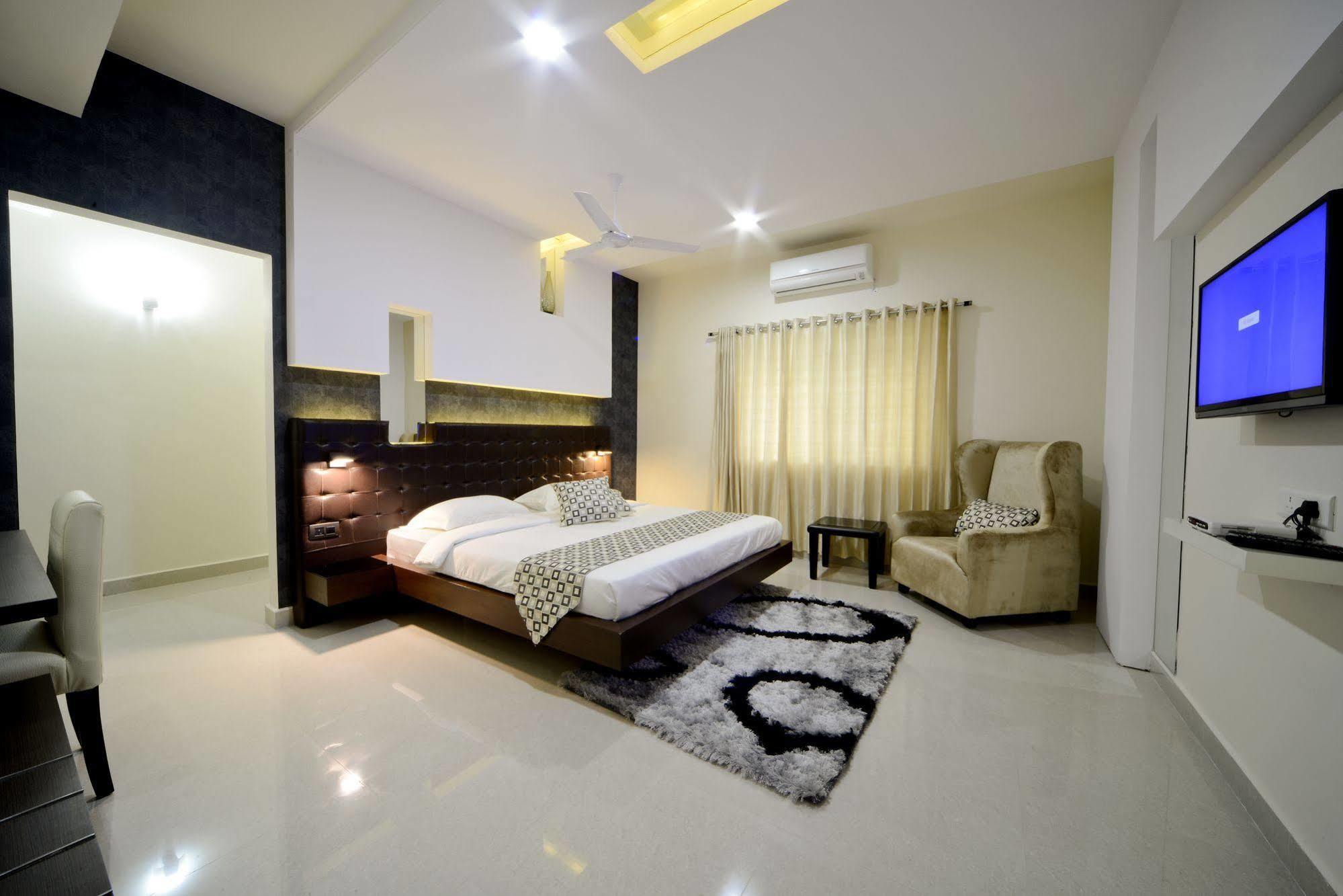 Hotel Serenity La Vista Hyderabad Esterno foto